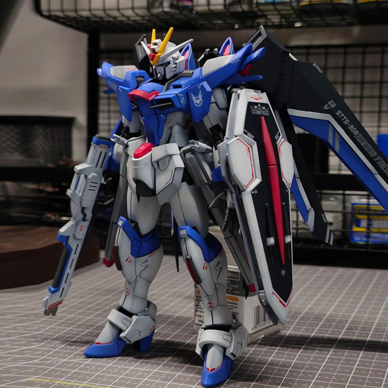 1/144 HG Schaal Mecha Plastic  - Bandai Gundam Hg recensie en prijs