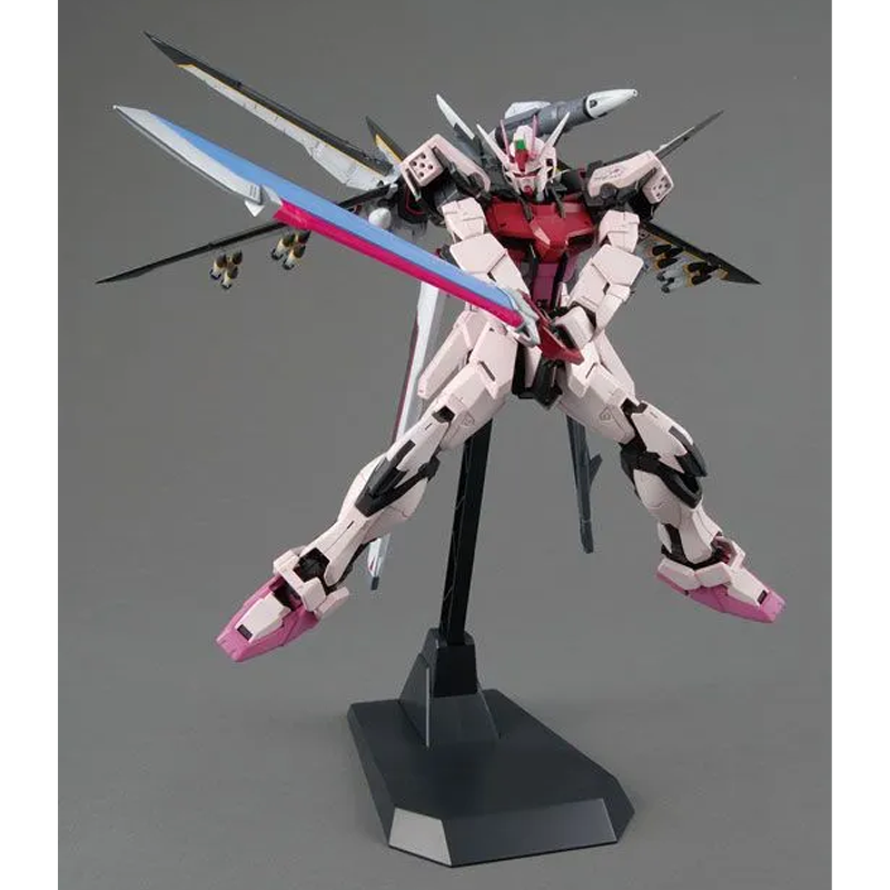 Bandai Gunpla MG Strike Rouge  - Bandai Gundam Hg recensie en prijs